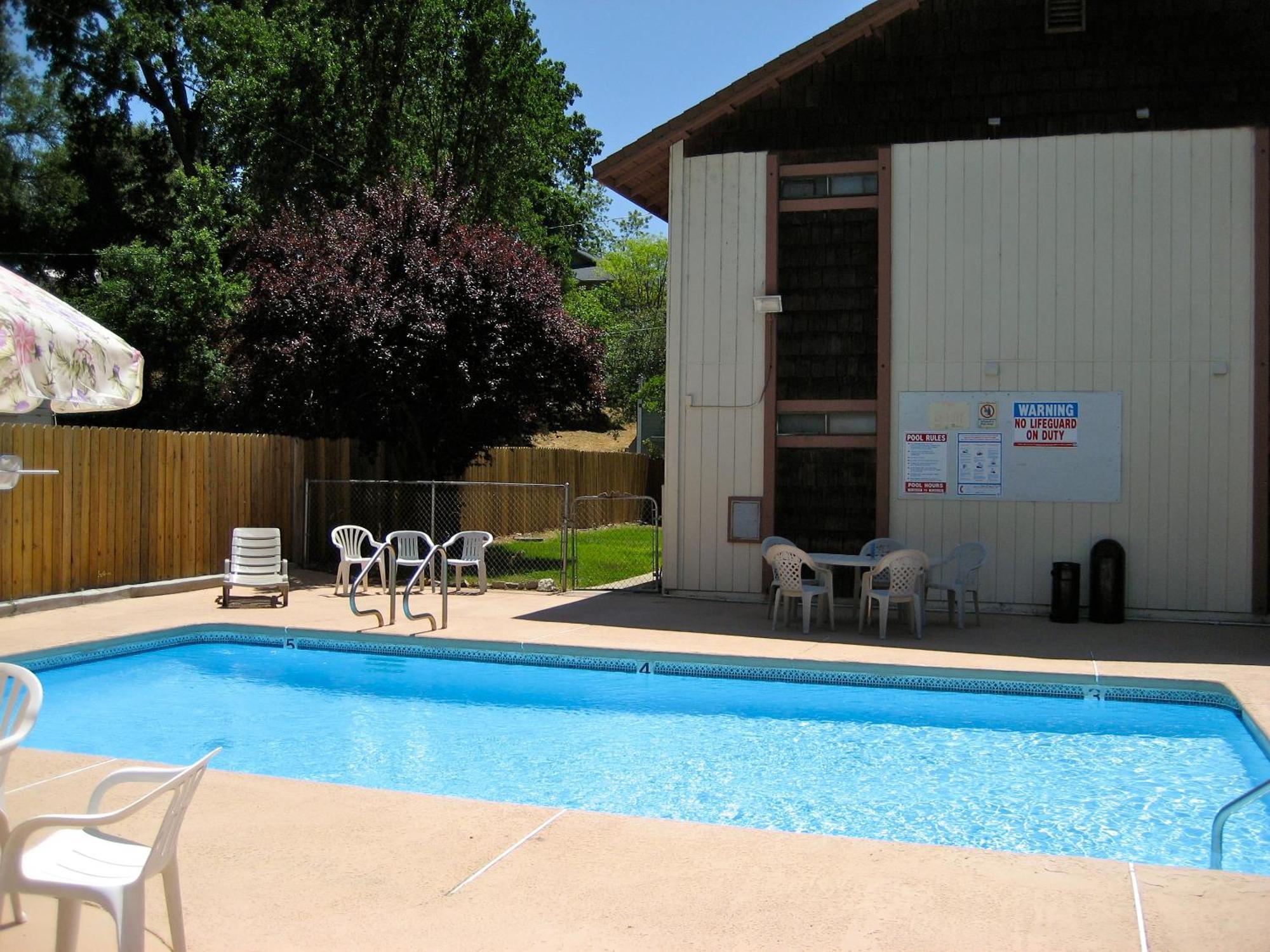 Jamestown Railtown Motel 외부 사진